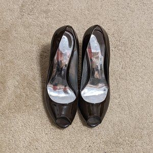 Brown Marc Fisher Heels Size 6.5